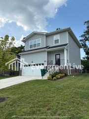 256 Greenwood Dr, La Vergne, TN 37086