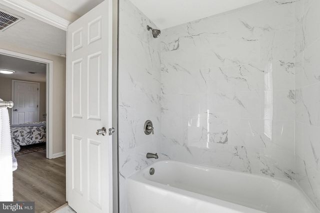 212 BANCROFT AVE, Colonial Beach, VA 22443