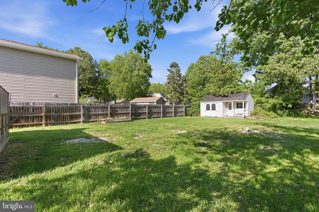 212 BANCROFT AVE, Colonial Beach, VA 22443
