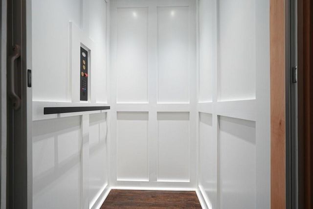 215 Mcaffee Street, Woodstock, GA 30188