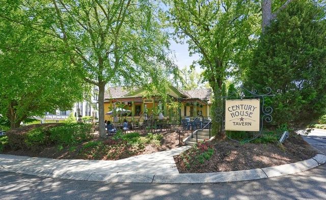 215 Mcaffee Street, Woodstock, GA 30188