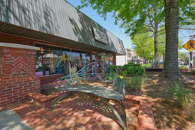 215 Mcaffee Street, Woodstock, GA 30188