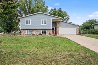 8334 77th Street Court S, Cottage Grove, MN 55016