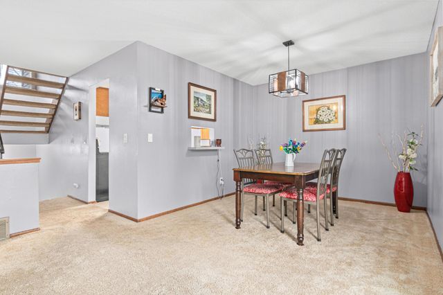 3772 Red Robin Lane, Eagan, MN 55122