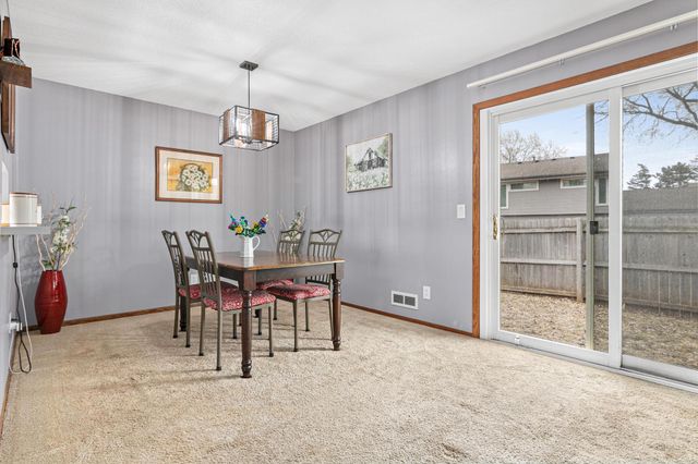 3772 Red Robin Lane, Eagan, MN 55122