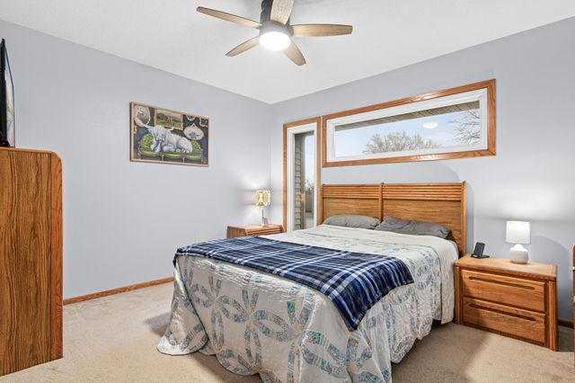 3772 Red Robin Lane, Eagan, MN 55122