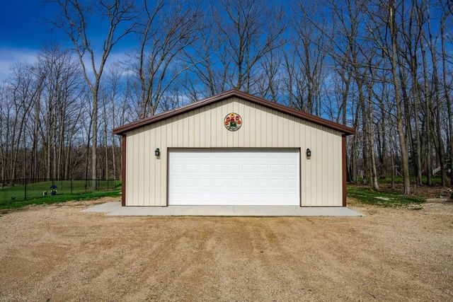 N959 State Road 58, Mauston, WI 53948
