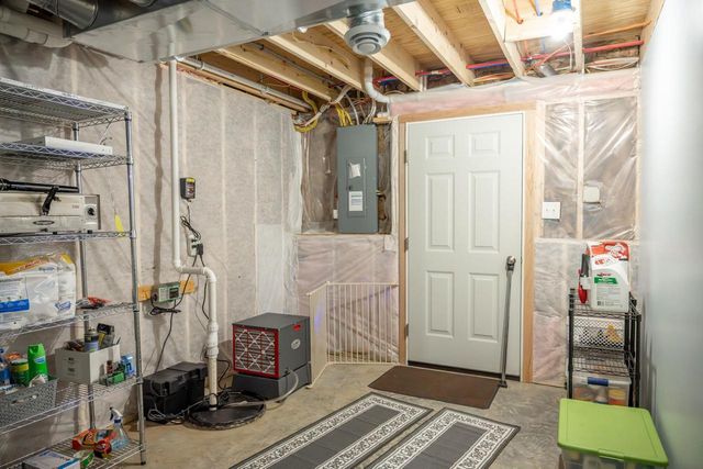 N959 State Road 58, Mauston, WI 53948