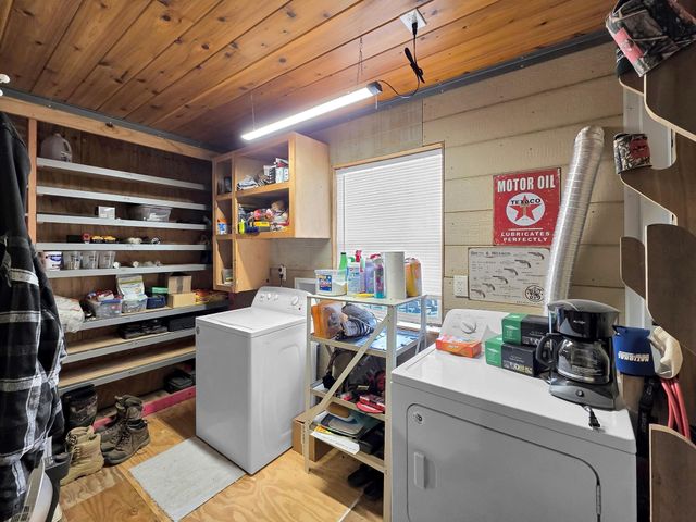 8323 County Road 292, Buffalo, TX 75831