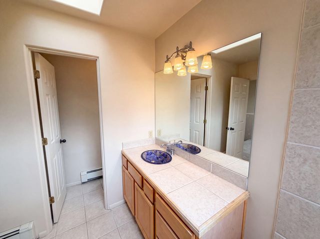 6605 Camino Rojo, Santa Fe, NM 87507