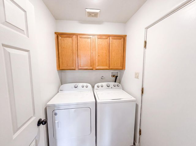 6605 Camino Rojo, Santa Fe, NM 87507