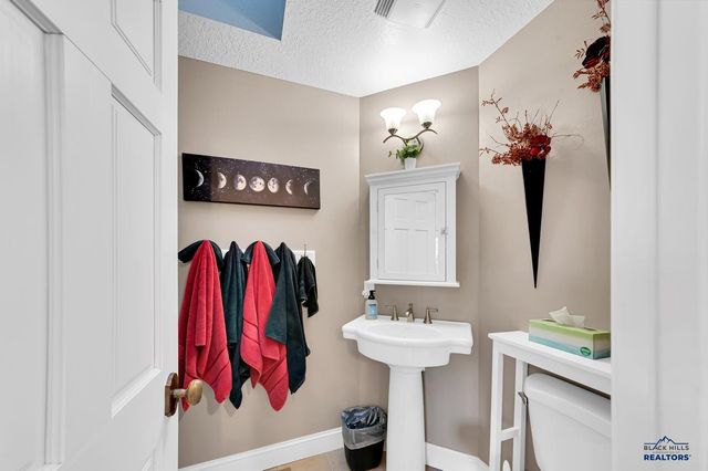 3937 CITY VIEW DR, Rapid City, SD 57701