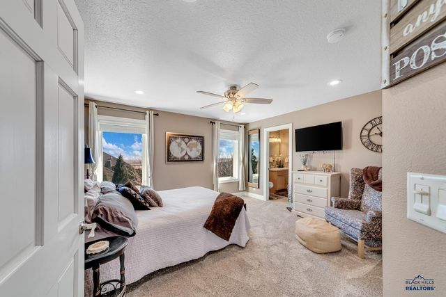 3937 CITY VIEW DR, Rapid City, SD 57701