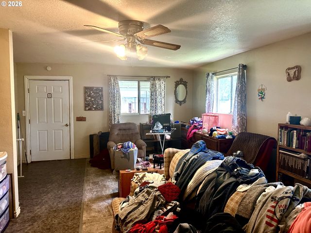 3161 GLENBROOK LOOP Rd, Riddle, OR 97469