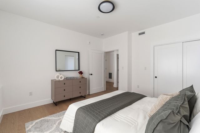 27 Dixwell St 4A, Boston, MA 02119