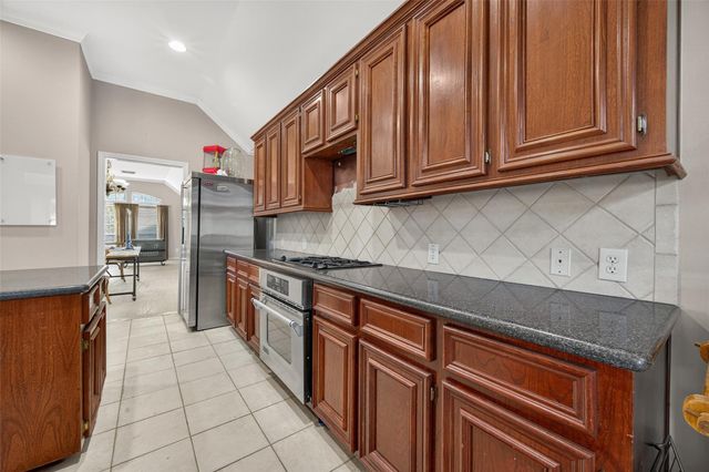 3131 Valley Court, Manvel, TX 77578