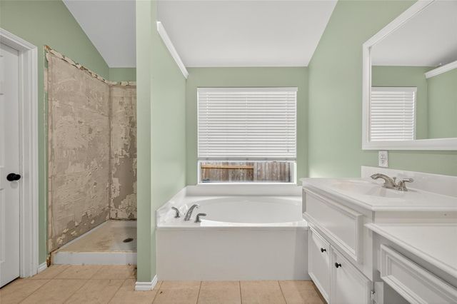 3131 Valley Court, Manvel, TX 77578