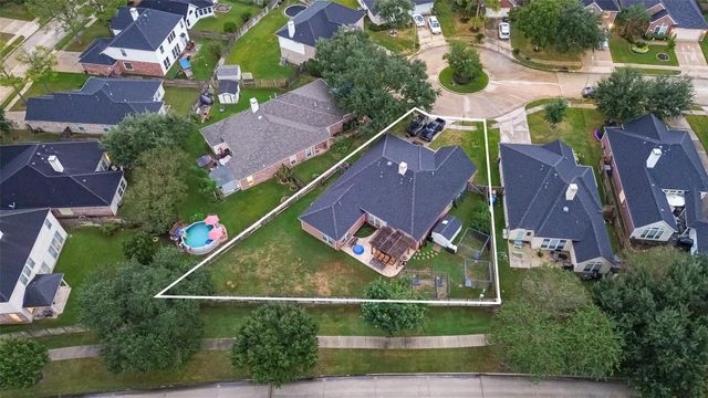 3131 Valley Court, Manvel, TX 77578