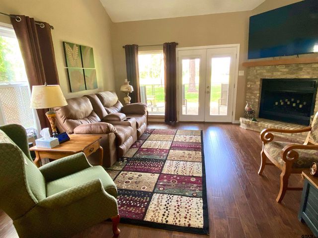 162 Pine Tree Unit A, Holly Lake Ranch, TX 75765