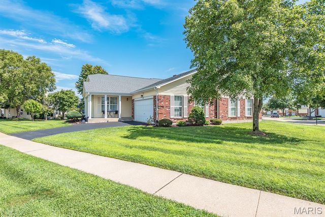 3940 Grand National Drive, Florissant, MO 63034
