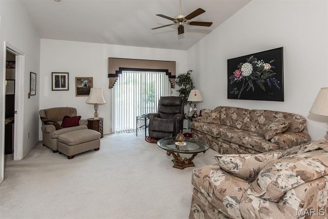 3940 Grand National Drive, Florissant, MO 63034