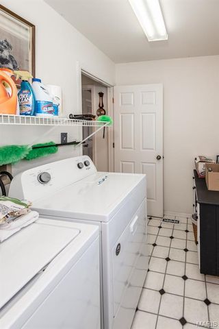 3940 Grand National Drive, Florissant, MO 63034