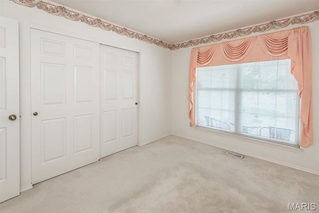 3940 Grand National Drive, Florissant, MO 63034