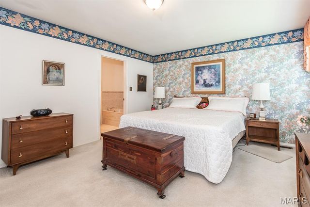 3940 Grand National Drive, Florissant, MO 63034