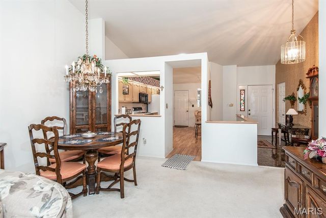 3940 Grand National Drive, Florissant, MO 63034