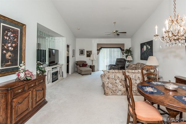 3940 Grand National Drive, Florissant, MO 63034