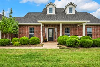 1699 Sportsman Lane, Van Alstyne, TX 75495