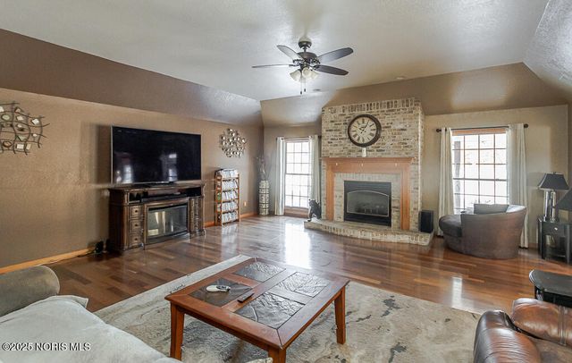 14060 Harrison Road, Grand Rapids, OH 43522