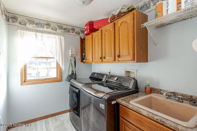 14060 Harrison Road, Grand Rapids, OH 43522