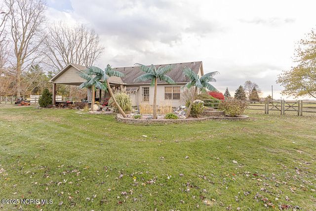 14060 Harrison Road, Grand Rapids, OH 43522