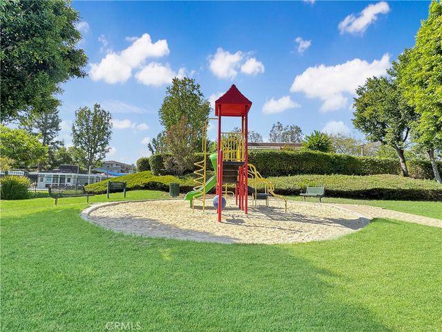 22916 Via Cereza, Mission Viejo, CA 92691