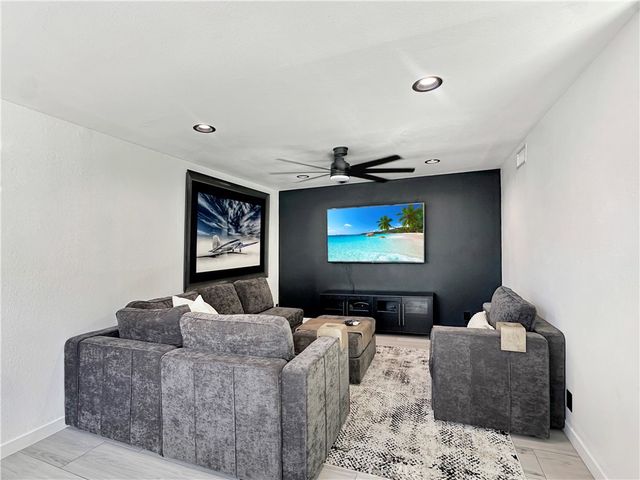 22916 Via Cereza, Mission Viejo, CA 92691