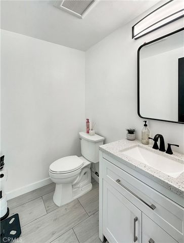 22916 Via Cereza, Mission Viejo, CA 92691