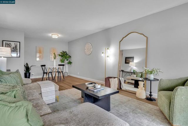 2137 2137 Otis Dr 111, Alameda, CA 94501