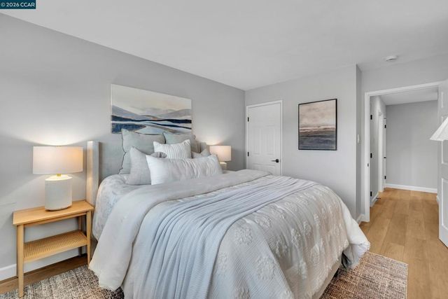 2137 2137 Otis Dr 111, Alameda, CA 94501