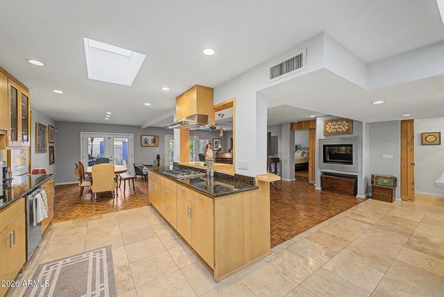 2631 E BEEKMAN Place, Phoenix, AZ 85016