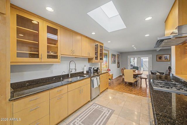 2631 E BEEKMAN Place, Phoenix, AZ 85016