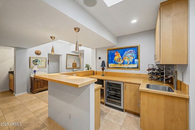 2631 E BEEKMAN Place, Phoenix, AZ 85016