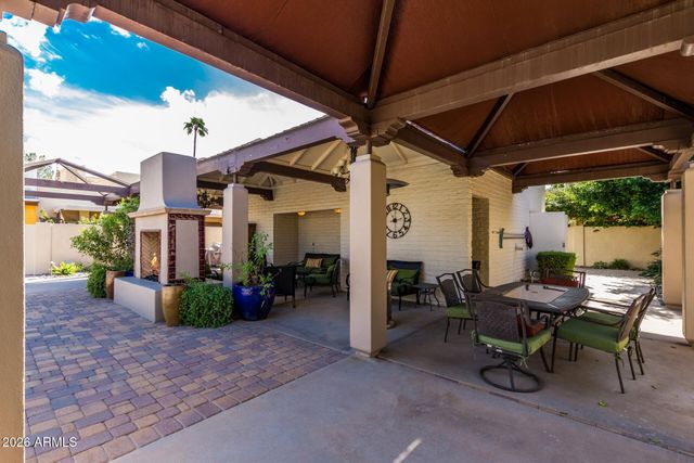 2631 E BEEKMAN Place, Phoenix, AZ 85016