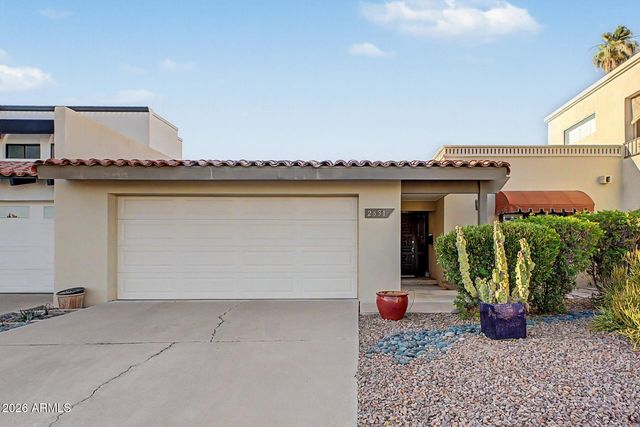 2631 E BEEKMAN Place, Phoenix, AZ 85016