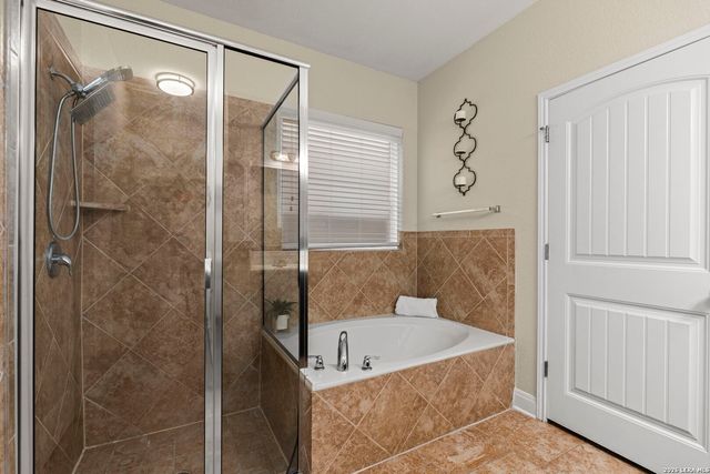 6111 Big Bend Cove, San Antonio, TX 78253
