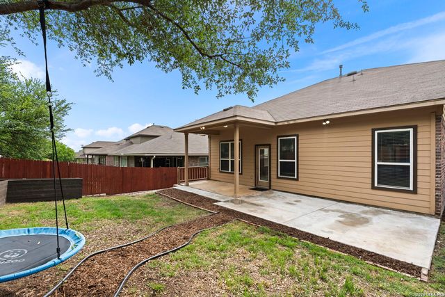 6111 Big Bend Cove, San Antonio, TX 78253