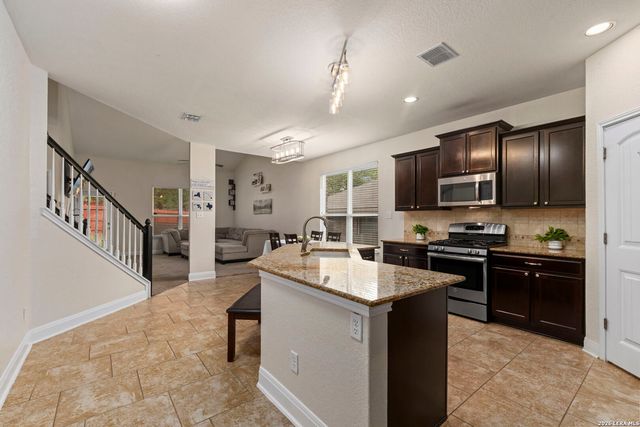6111 Big Bend Cove, San Antonio, TX 78253