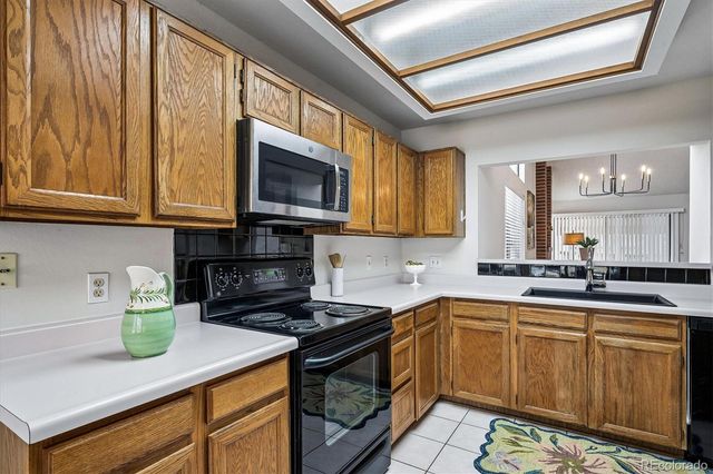 8624 Redstone Street, Highlands Ranch, CO 80126