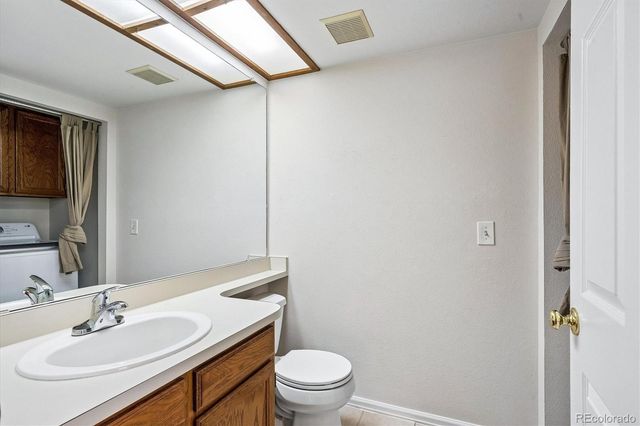 8624 Redstone Street, Highlands Ranch, CO 80126