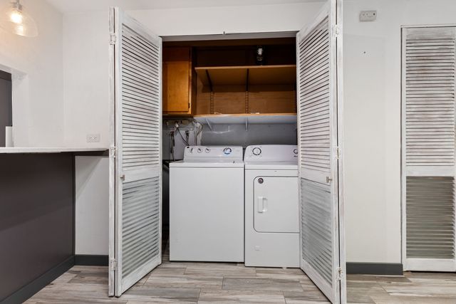 10016 Harnew Road, Oak Lawn, IL 60453